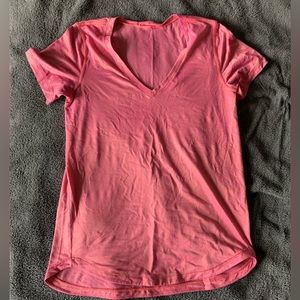 Pink lululemon tshirt